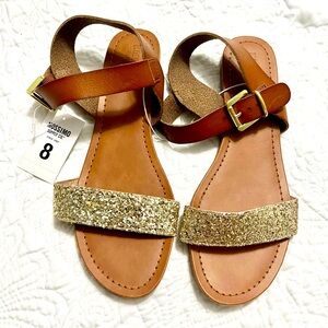 Women’s size 8 gold glitter sandals